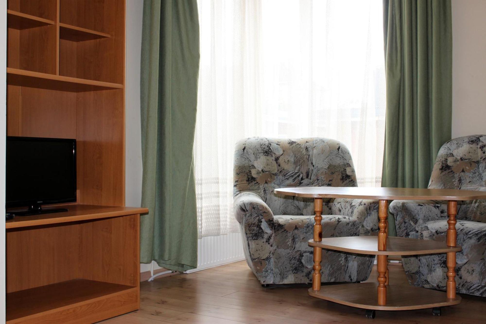 Ferienwohnung Jauku Erdvu Silta Kaunas Zimmer foto