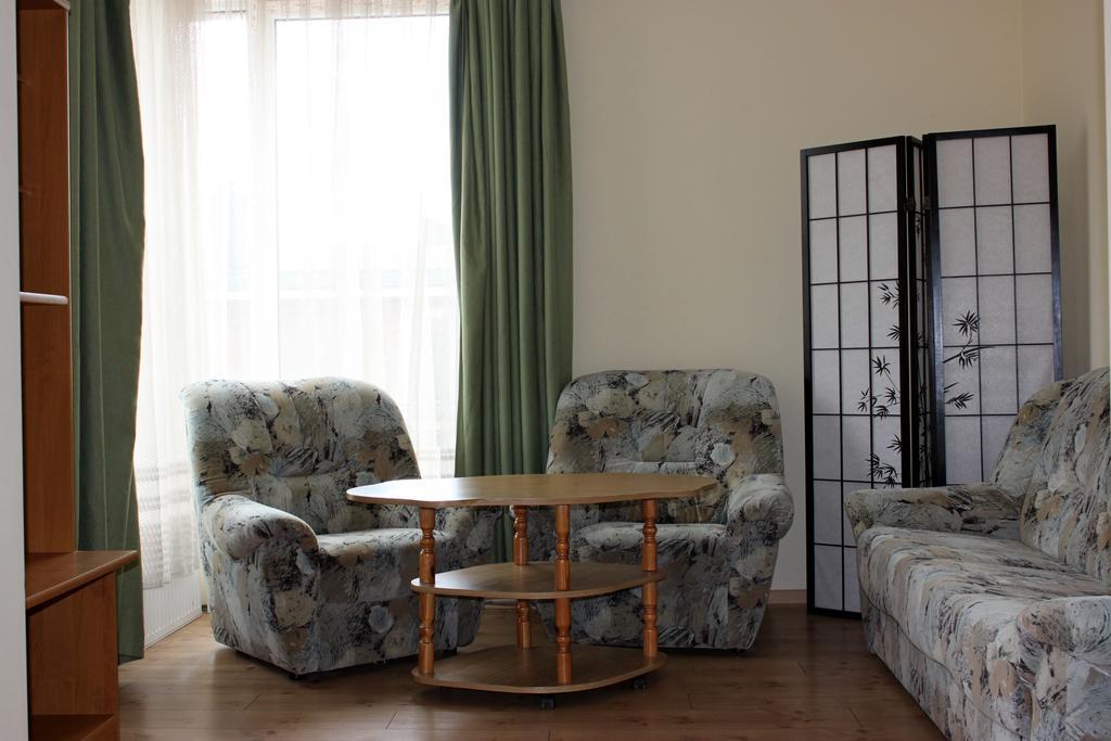 Ferienwohnung Jauku Erdvu Silta Kaunas Zimmer foto