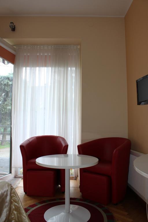 Ferienwohnung Jauku Erdvu Silta Kaunas Exterior foto